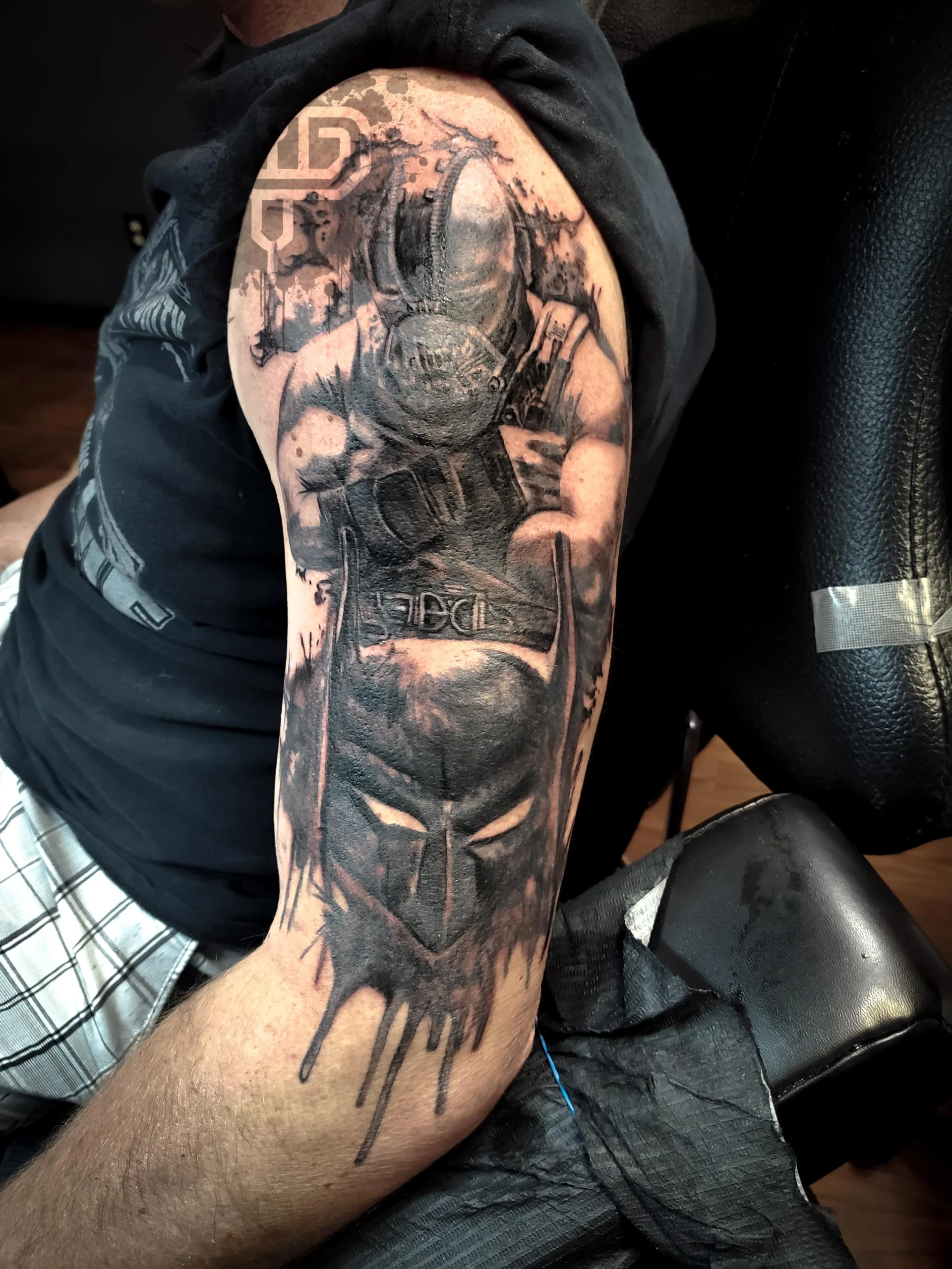 bane-leg-sleeve-center-batman-mask-pink-ink-tattoo-austin-premium-tattoo-artistry-daniel-aaron-collins