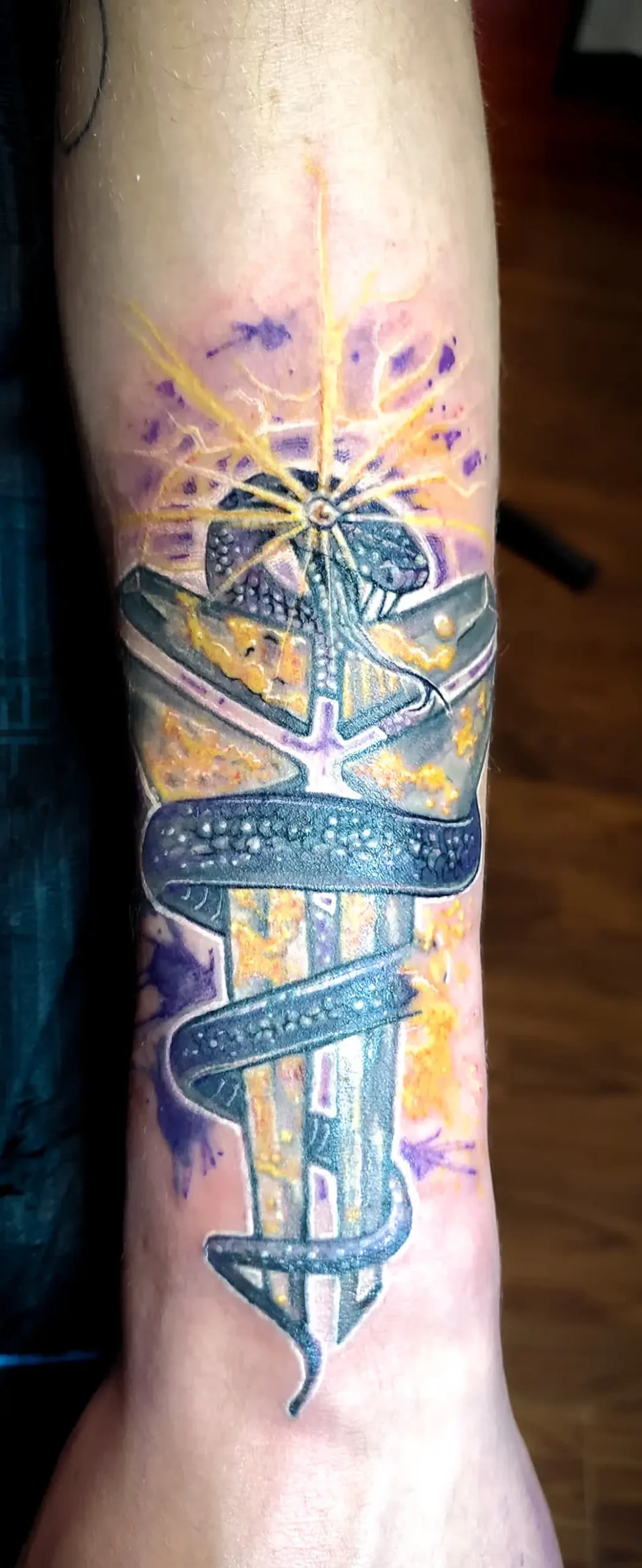 kobe-bryant-tribute-tattoo-newschool-arm-mamba-mentality-premium-tattoo-artistry-daniel-aaron-collins-austin-tx-basketball-highlight